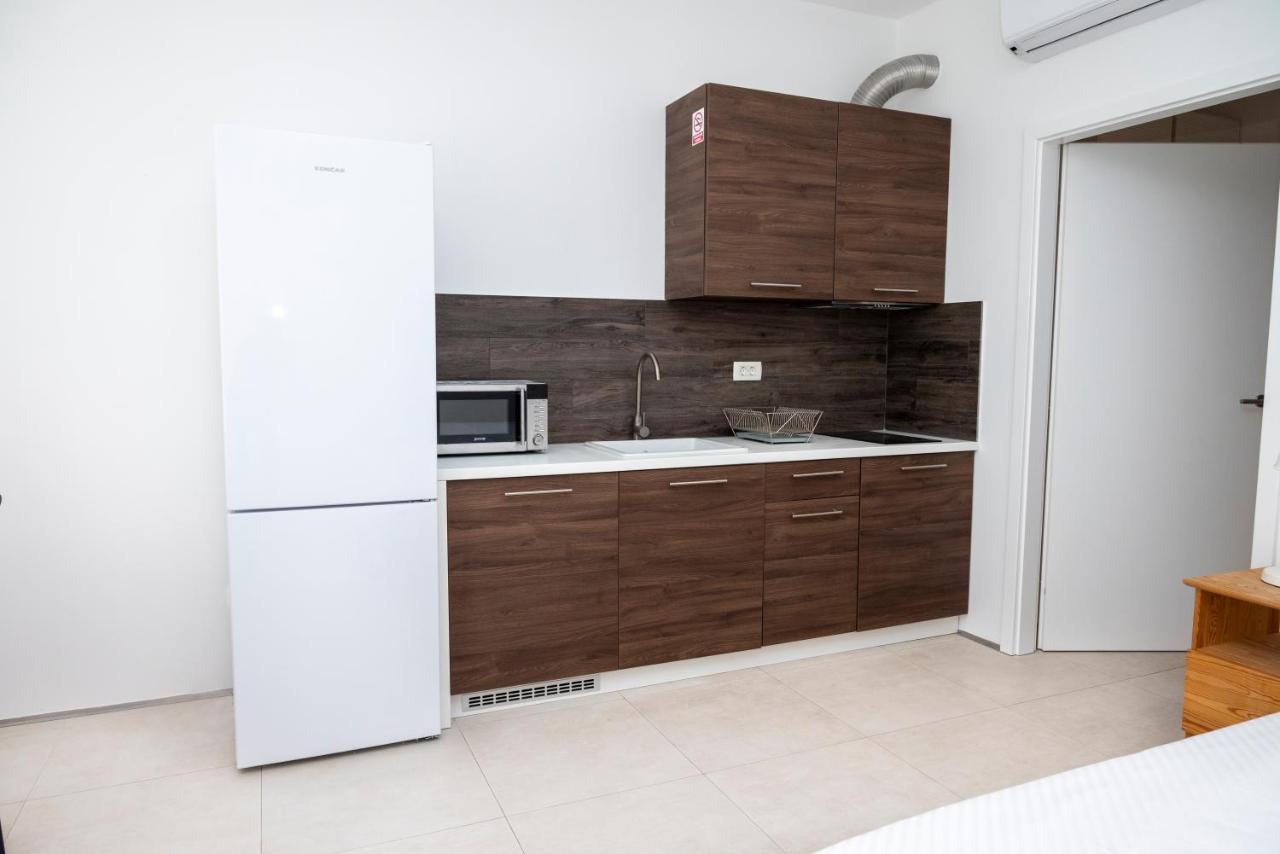 Luxury Apartments Jolara Mimice Ngoại thất bức ảnh