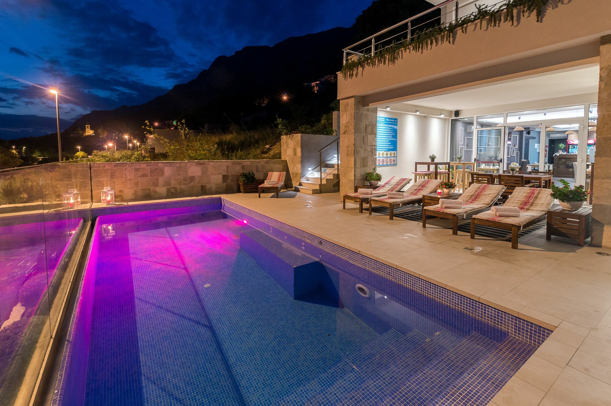 Luxury Apartments Jolara Mimice Ngoại thất bức ảnh